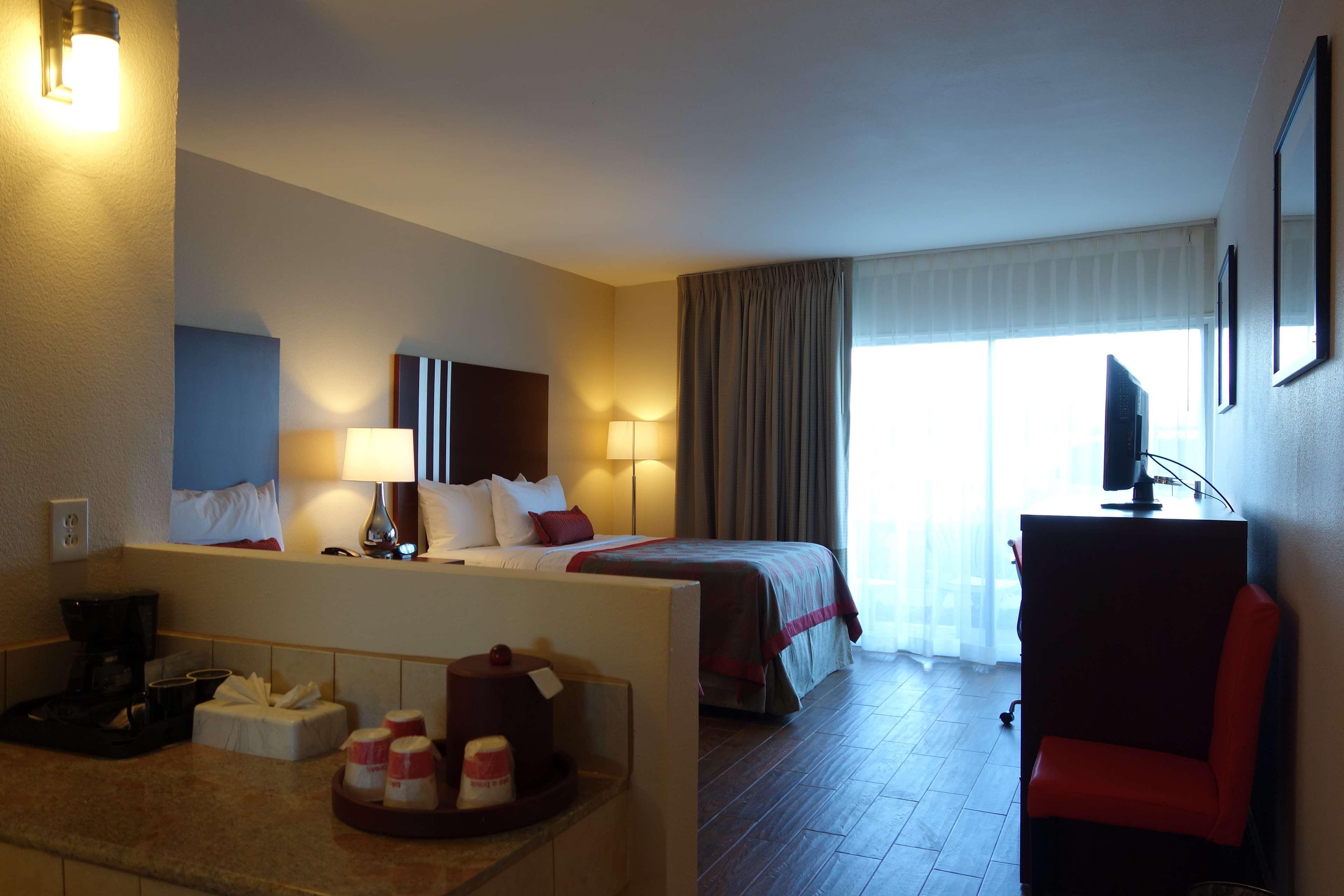 מלון North Highlands Ramada By Wyndham Sacramento מראה חיצוני תמונה