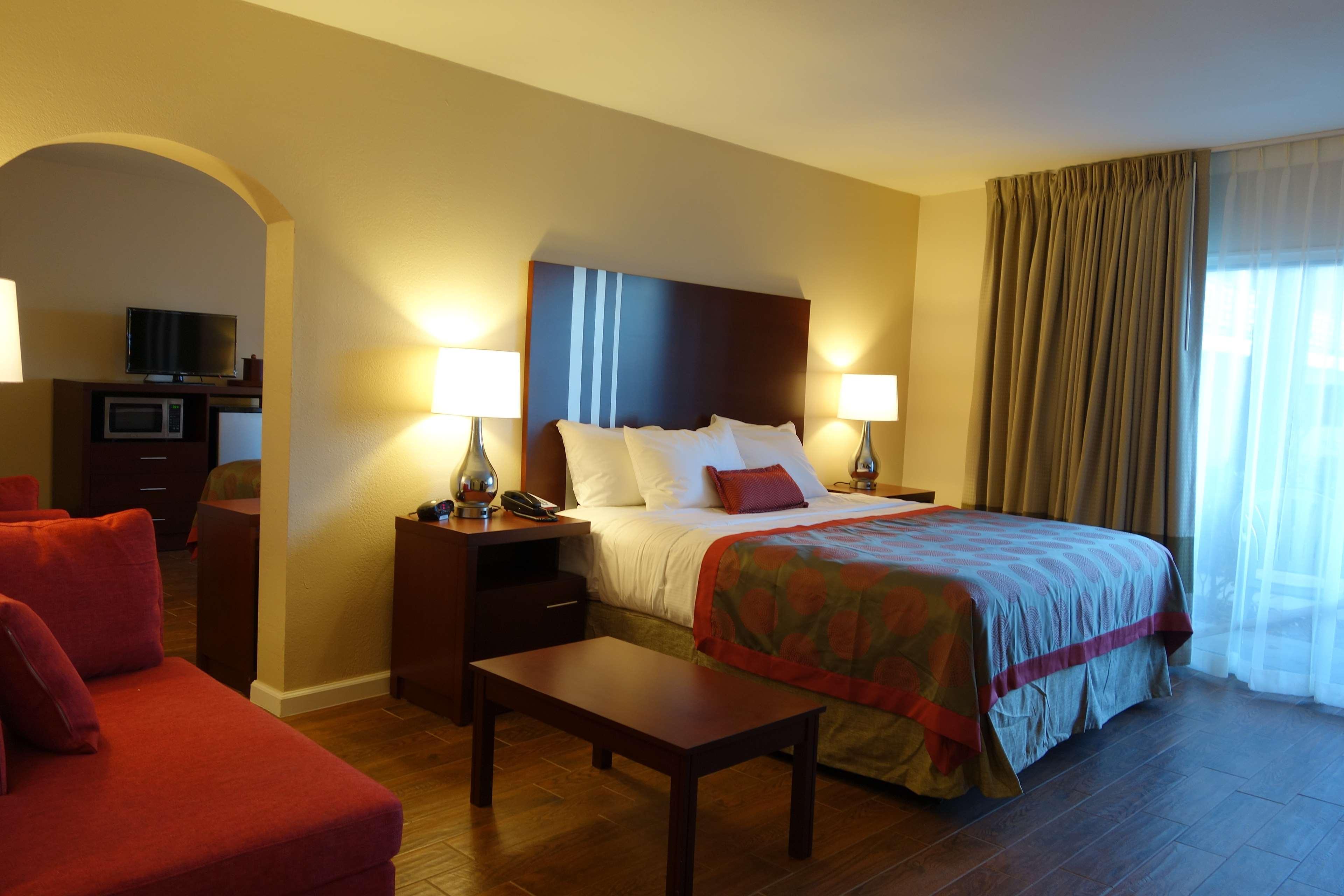 מלון North Highlands Ramada By Wyndham Sacramento מראה חיצוני תמונה